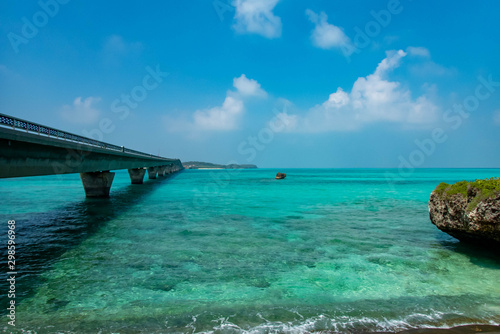 Wallpaper Mural 宮古島の美しい海と風 Torontodigital.ca