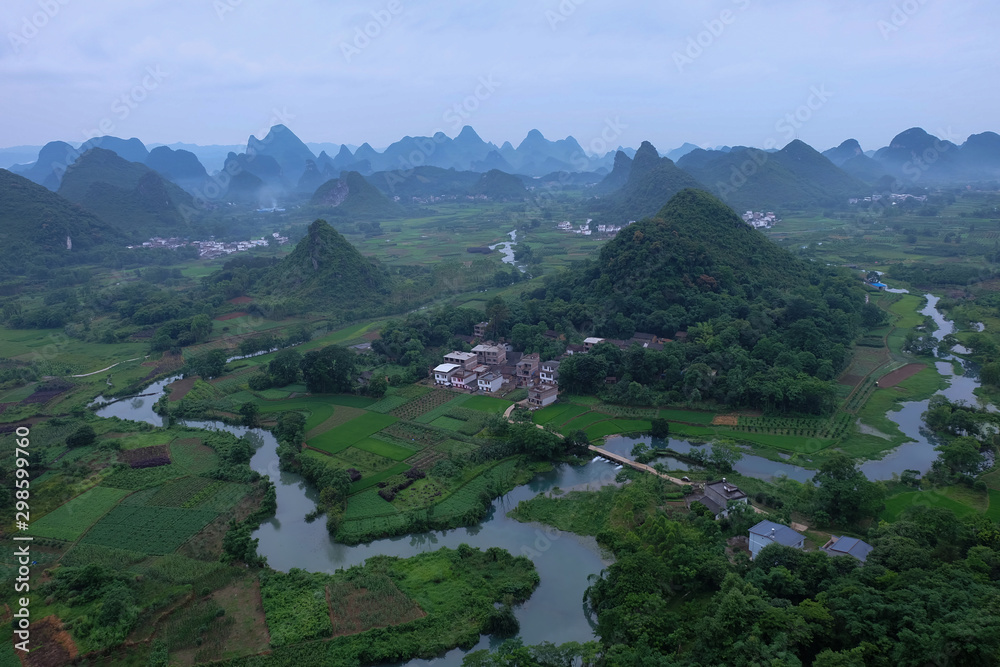 Fototapeta premium Guilin mountain in the evening day