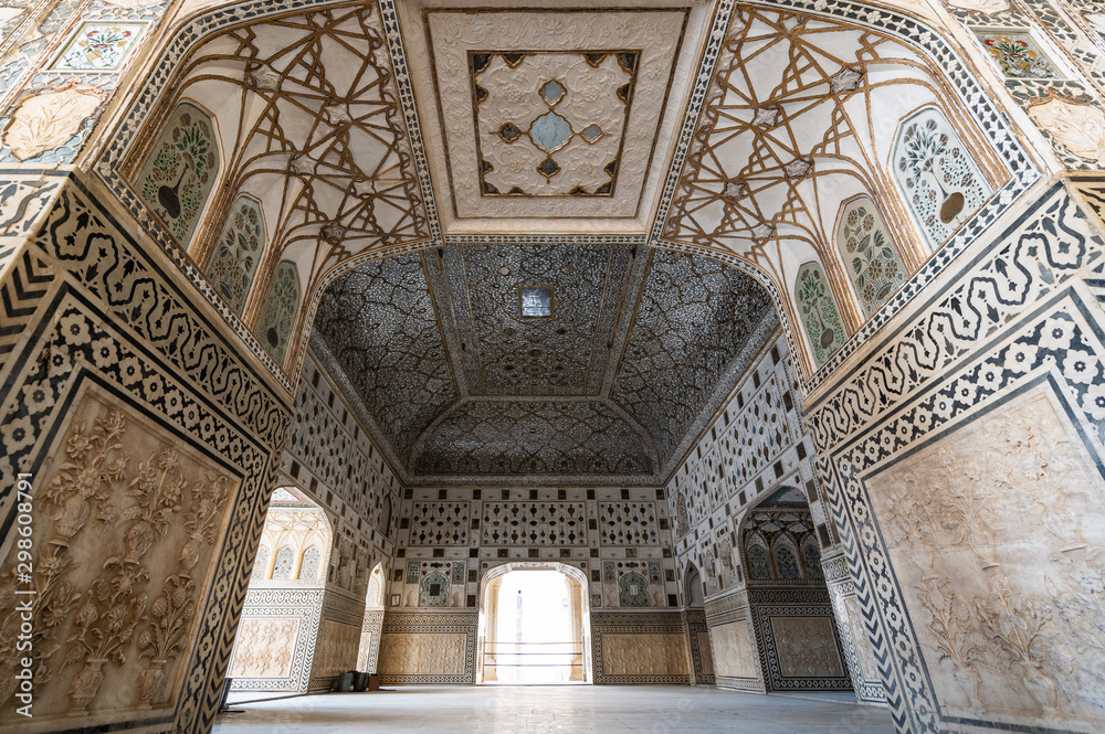 Sheesh Mahal or the Hall of Mirrors in Amber Fort, Jaipur, Rajasthan, India