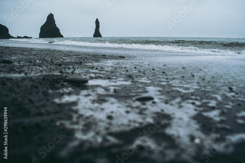 The black sand beach of Reynisfjara  in Iceland © Yurii Zymovin
