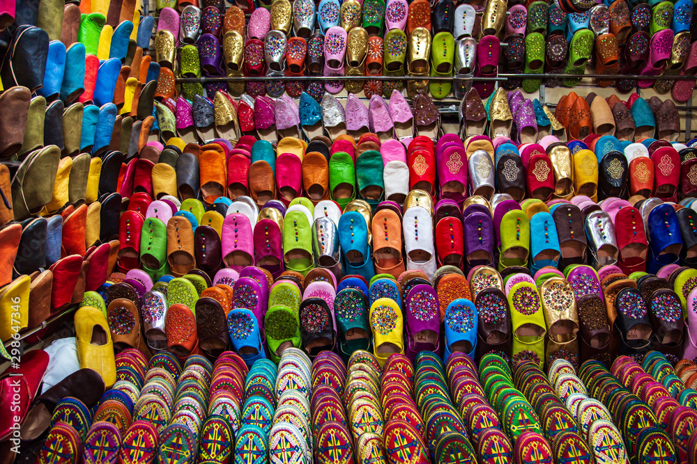 Traditional vibrant Moroccan slippers - 