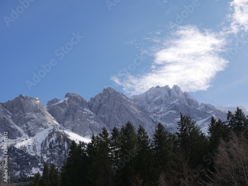Garmisch-Partenkirchen, Deutschland: Blick auf die Zugspitze, Deutschlands höchsten Gipfel