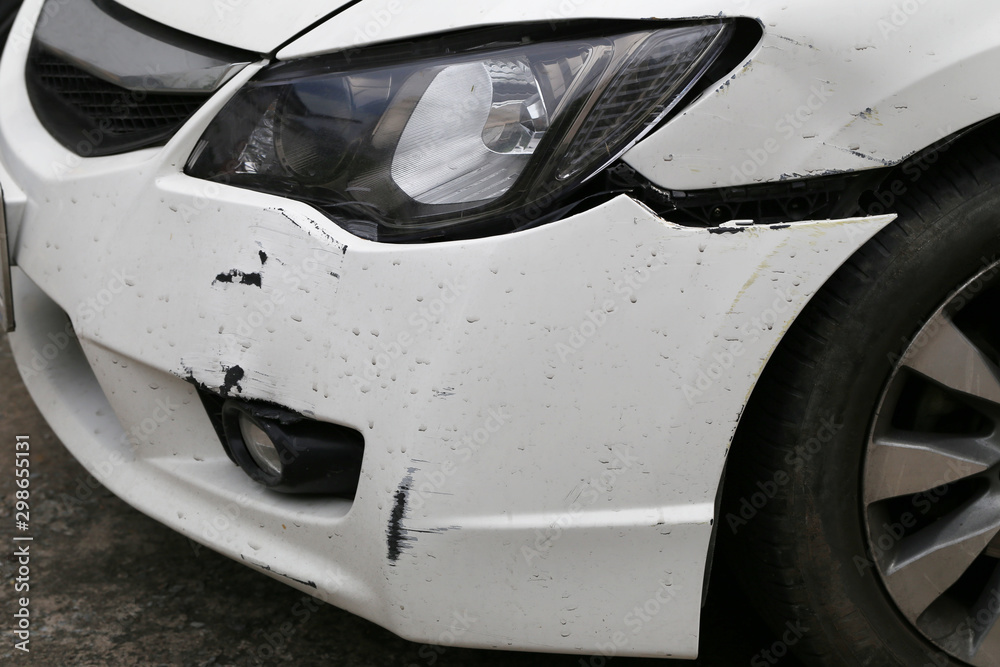 Cars that have been damaged by an accident.
