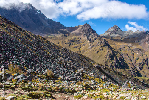Panoramic view of the Andes. Ascent to the foot of Mount Salkantay © Юлия Серова