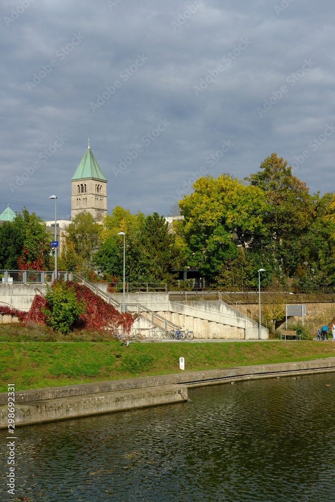 Fototapeta premium Stadtansicht Schweinfurt am Main, Unterfranken, Franken, Bayern, Deutschland.