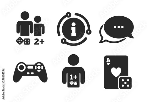 Board games players signs. Chat, info sign. Gamer icons. Video game joystick symbol. Casino playing card. Classic style speech bubble icon. Vector