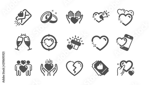 Love icons. Gift box, Heart and Romantic letter. Wedding rings, glasses with champagne, love heart icons. Classic set. Quality set. Vector