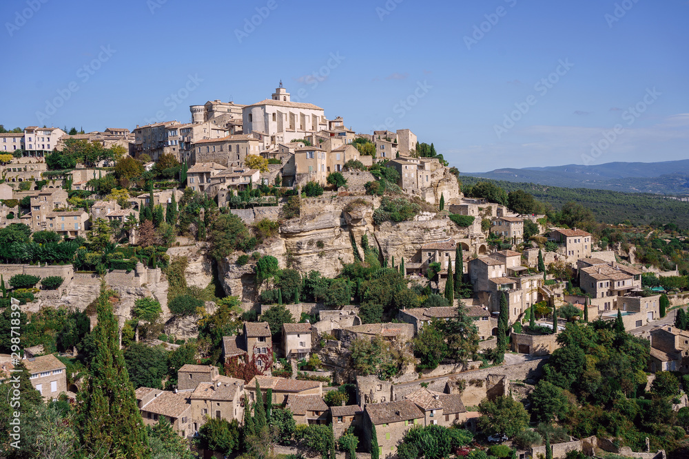 Vue panoramique sur le village de Gordes, Provence, Luberon, France. 
