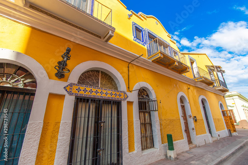 Mexico, Mazatlan, Colorful old city streets in historic city center