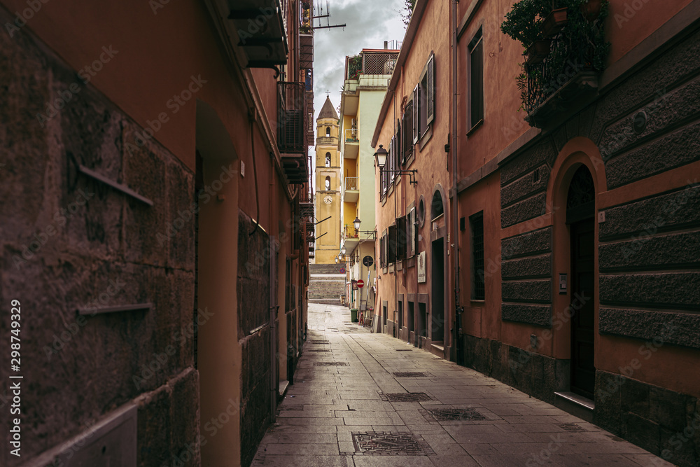 Fototapeta premium CAGLIARI, ITALY /OCTOBER 2019: Street life in the old town