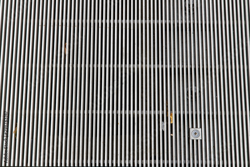 Steel grate with leaves