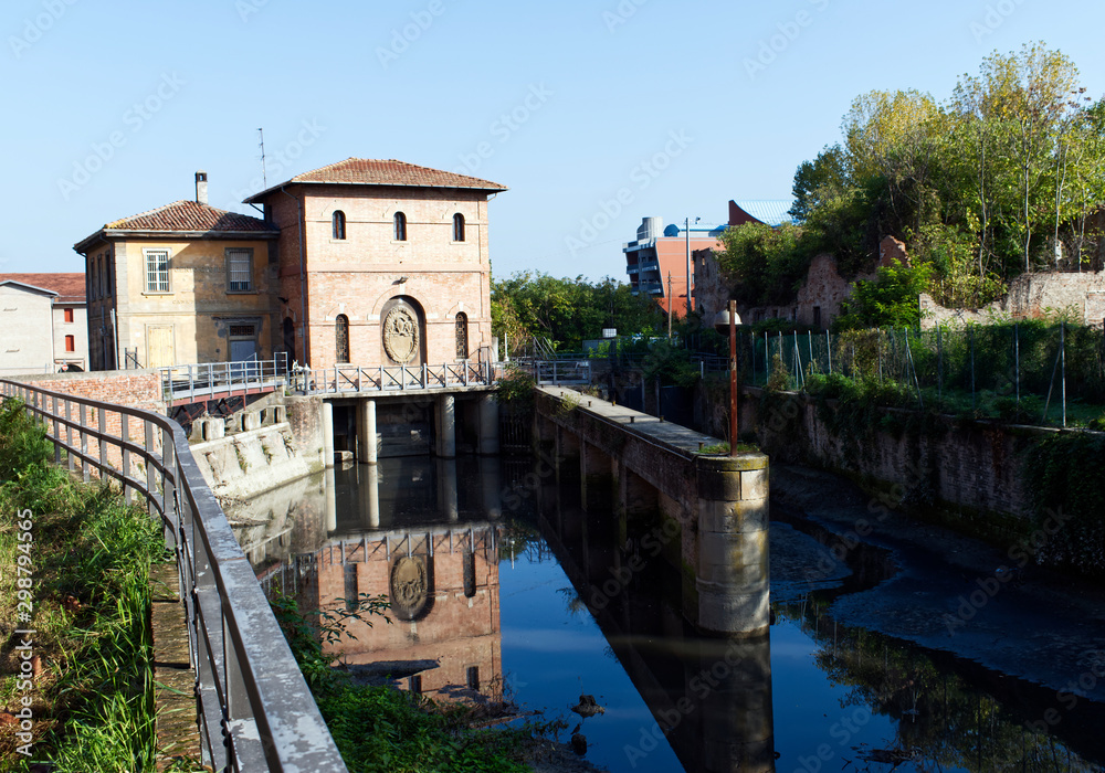 The Navile canal of Bologna, Italy,  was an important link to commercial traffic, thanks to a river lock (chiusa) it was navigable up to the sea.