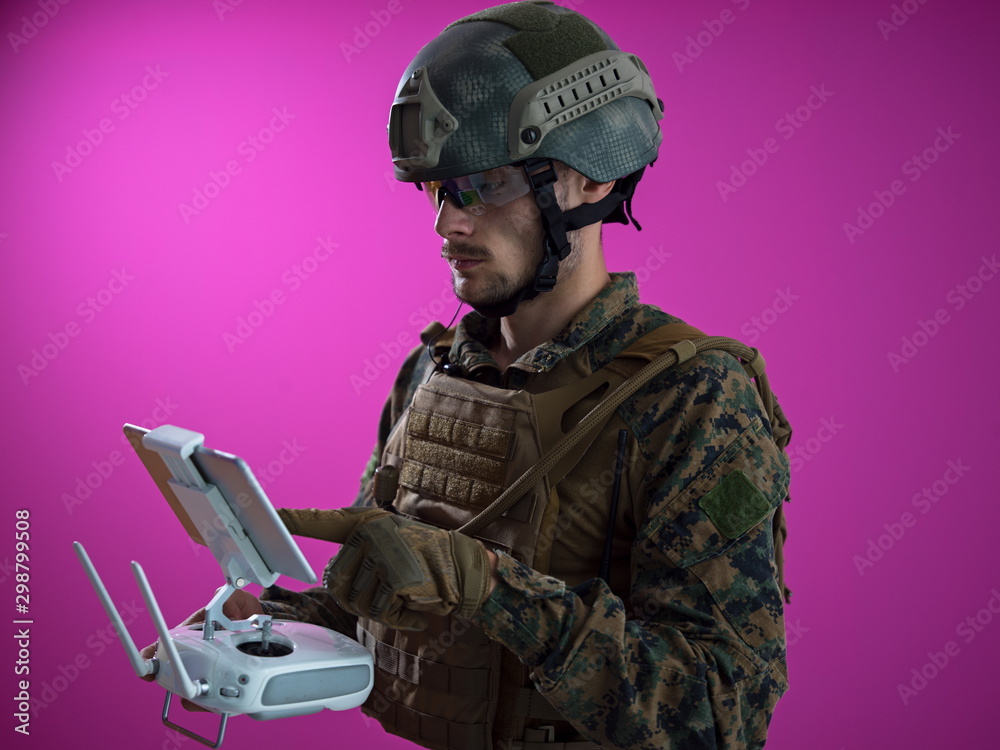 Fototapeta premium soldier drone technician