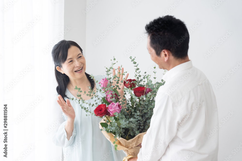 シニア夫婦 結婚記念日 シニア夫婦 結婚記念日