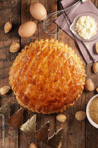 Quadro su tela galette des rois, epiphany cake with ingredient and crown