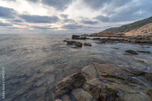 Cala del Delta de Mallorca en Islas Baleares y mar Mediterráneo, España