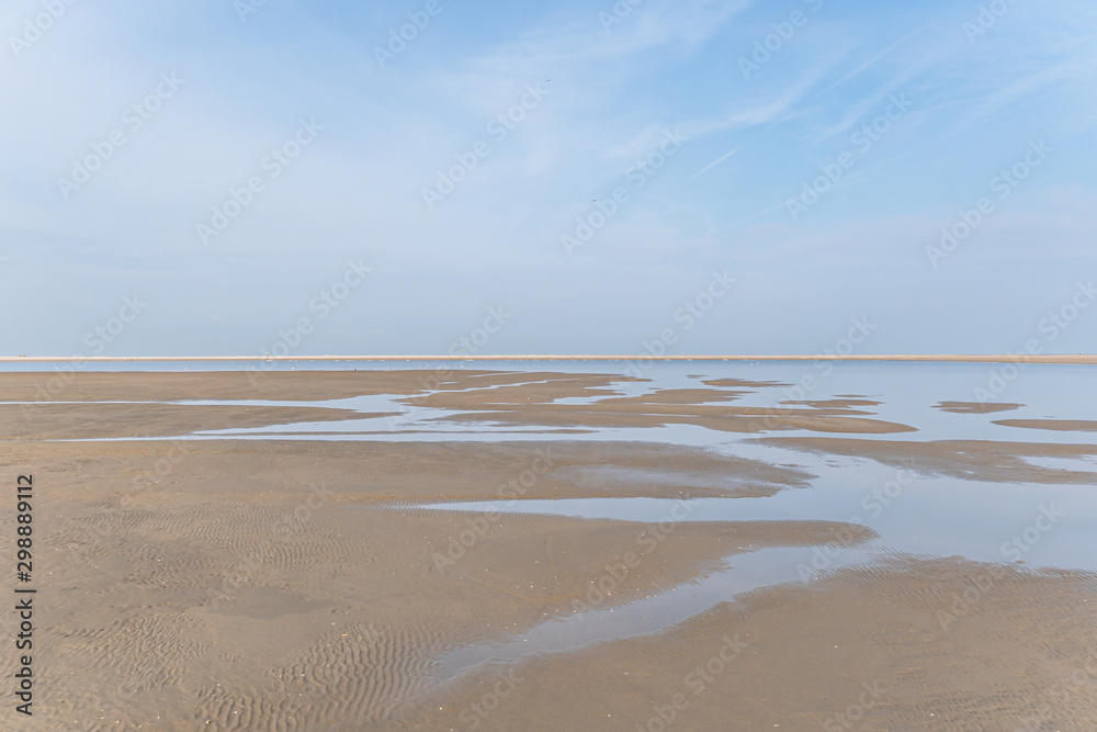 Morgenstimmung am Meer bei Ebbe