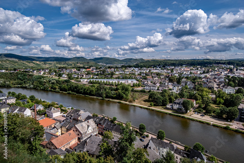 Saarburg in der Eifel © thomasriess