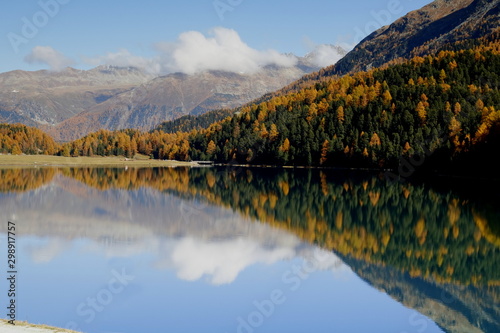 Herbststimmung im Engadin © Reinhold Einsiedler