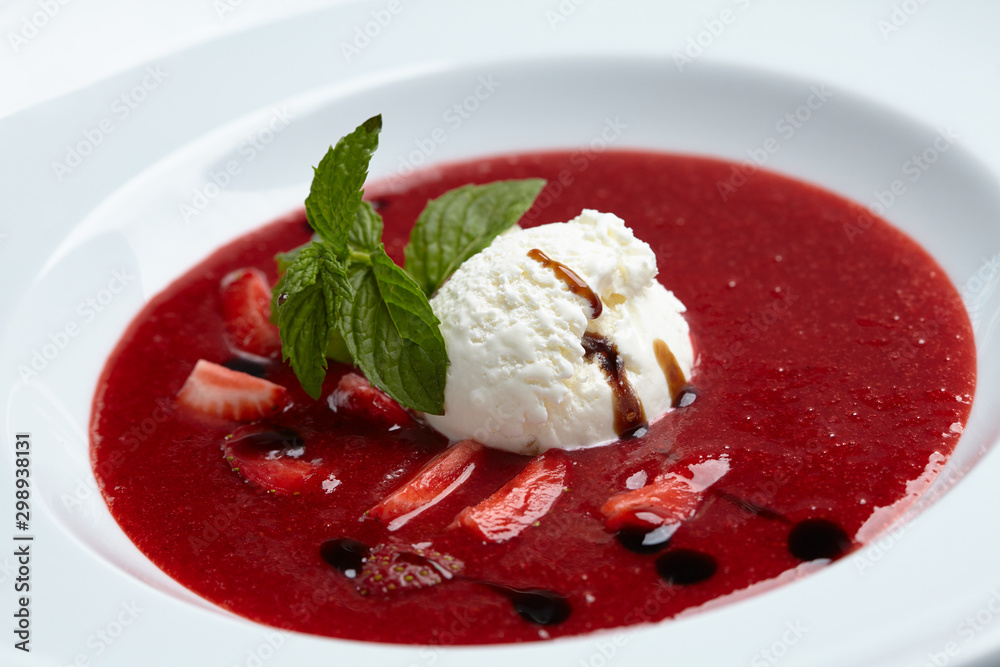 strawberry soup strawberry soup