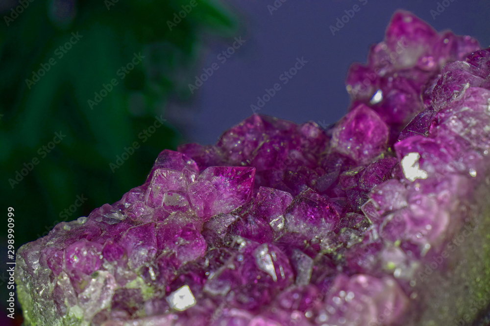 Obraz premium Amethyst Amethyst is a beautiful and rare and expensive original cube.