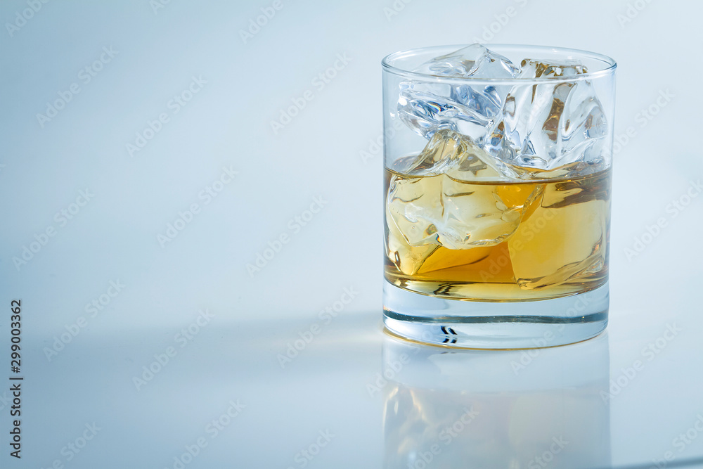 glass1 glass1