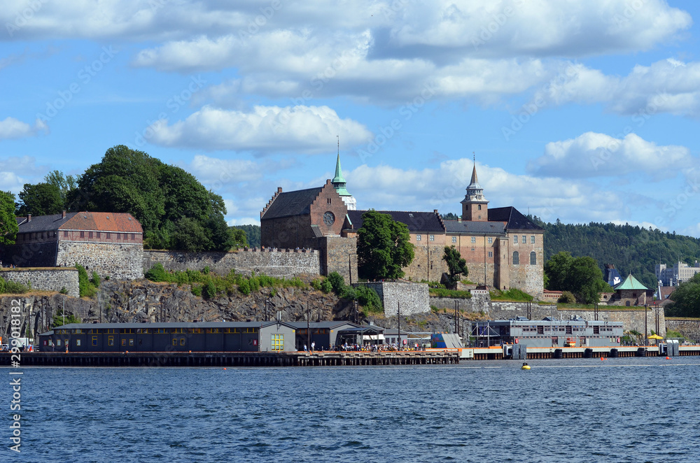 Obraz premium Oslo downtown at day time. Streets,buildings,detales.