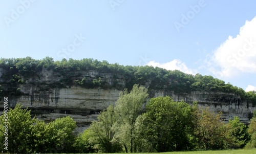 Fototapeta Naklejka Na Ścianę i Meble -  La Roque Saint Christophe,grottes préhistoriques en Dordogne