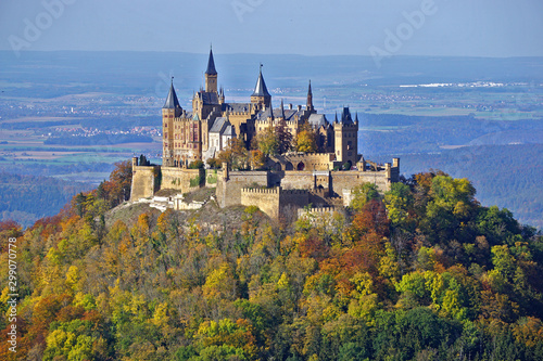 Hohenzollern  Blick vom Zellerhorn  Schw  bische Alb  Deutschland