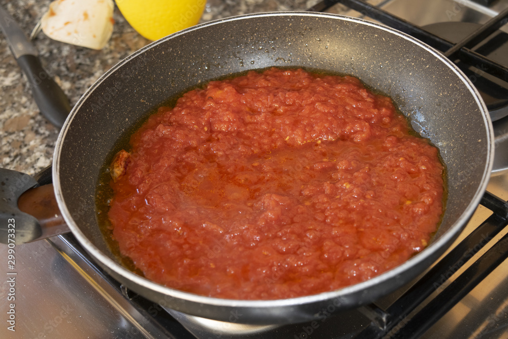 preparing tomato sauce for pasta preparing tomato sauce for pasta