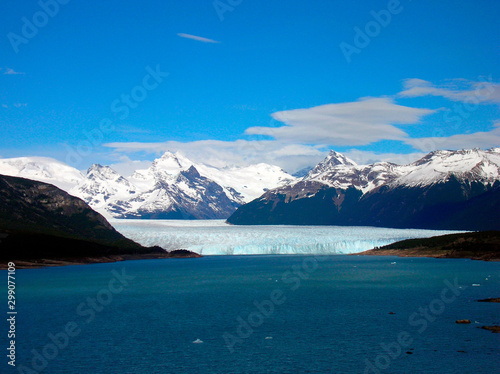 gletscher in patagonien photo