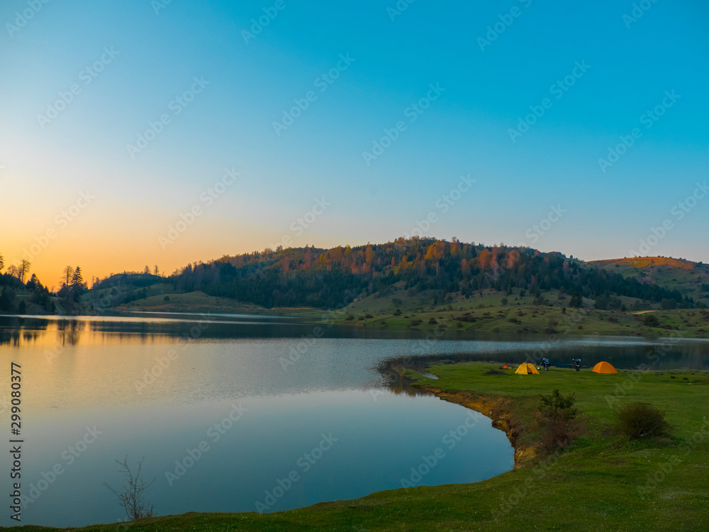 Naklejka premium camping