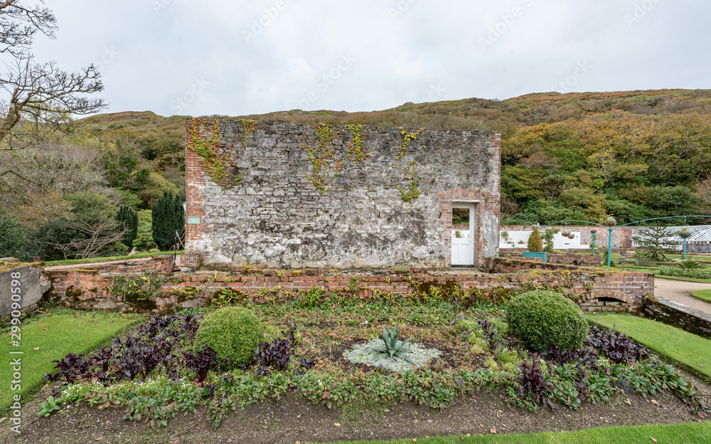 victorian walled garden kylemore irleand victorian walled garden kylemore irleand