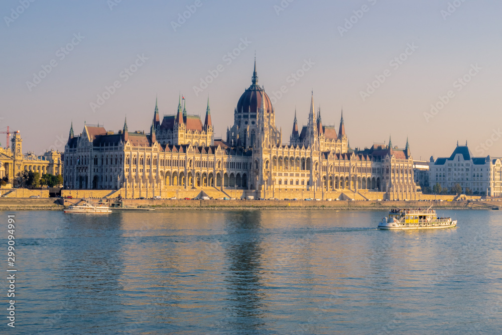 Fototapeta premium Hungarian parliament in budapest
