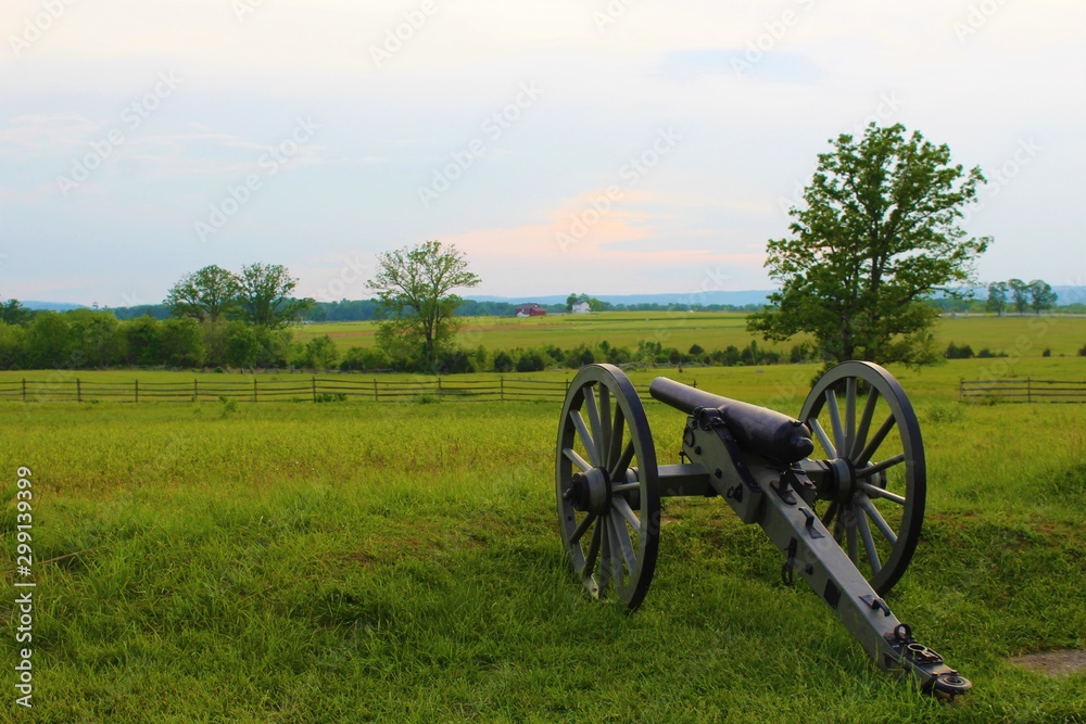Cannon on the battlefield in Gettysburg, Pennsylvania. 