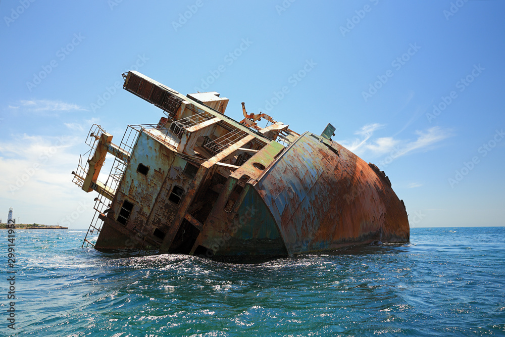 shipwreck in the Black sea - obrazy, fototapety, plakaty 