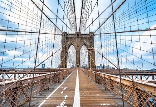 Fototapeta Naklejka Na Ścianę i Meble -  Brooklyn Bridge with nobody in cloudy day ,New York City ,USA