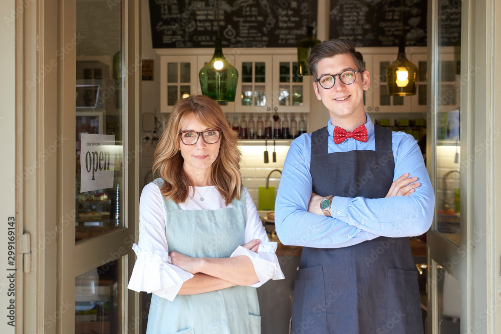 Obraz premium Family business in small cafe