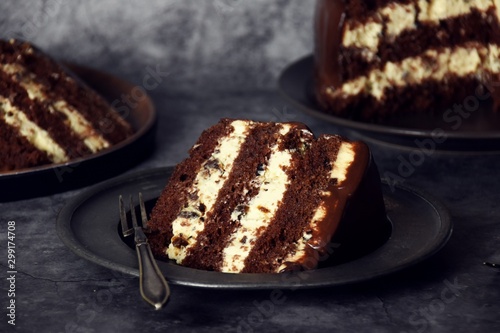 Chocolate cake with prunes and rum