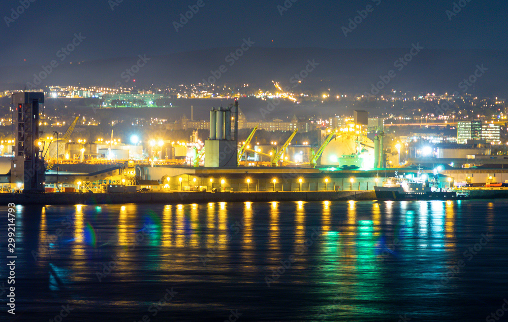 vue sur le port la nuit