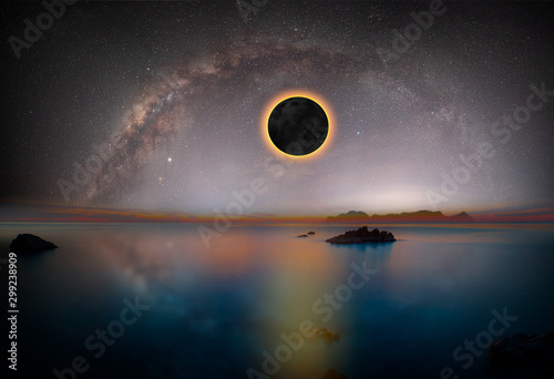 Fototapeta Naklejka Na Ścianę i Meble -  Solar Eclipse with milky way 