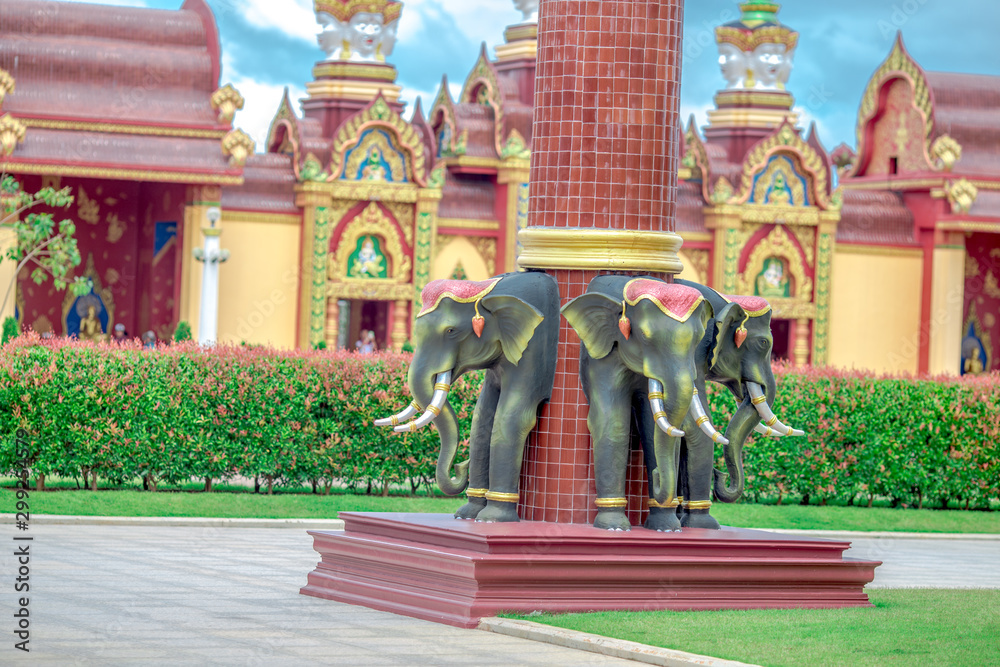 The beautiful sculpture background of, Wat Bang Thong, surrounded by trees, has a large area, is a religious tourist attraction in Krabi, with tourists always visiting, Thailand