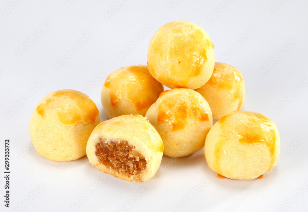 Pineapple tarts or nanas tart are small, bite-size pastries filled or topped with pineapple jam