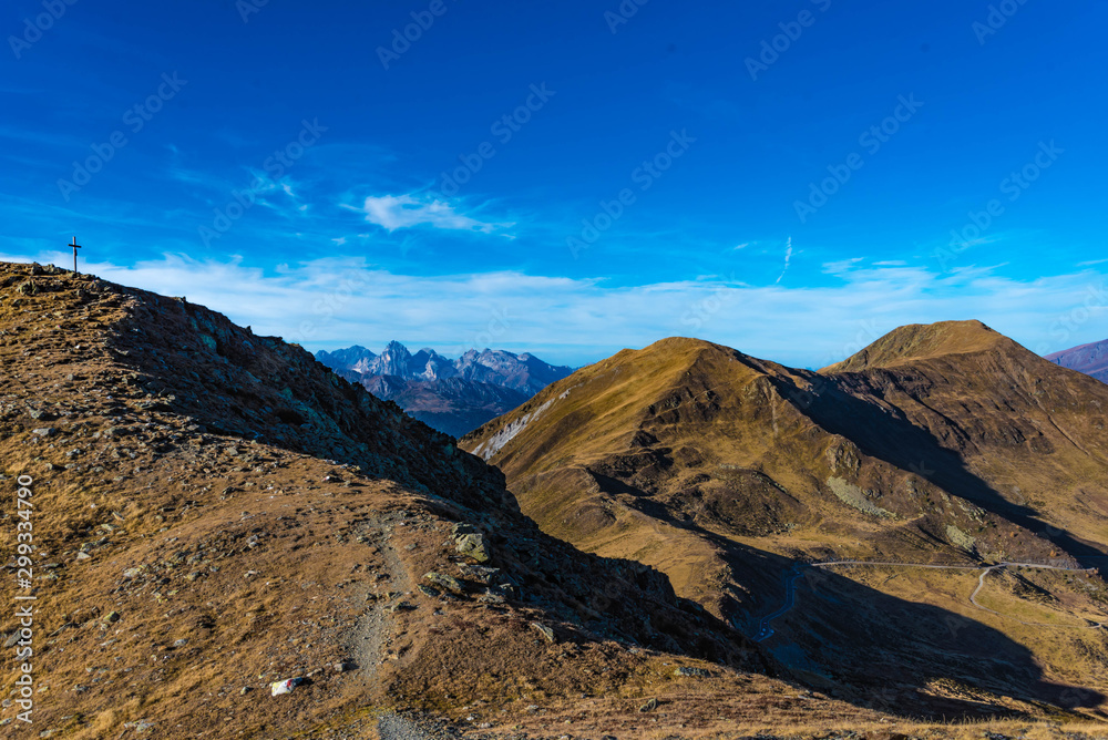 view of mountains, gänsekragen, zinseler and tribulaun, south tyrol