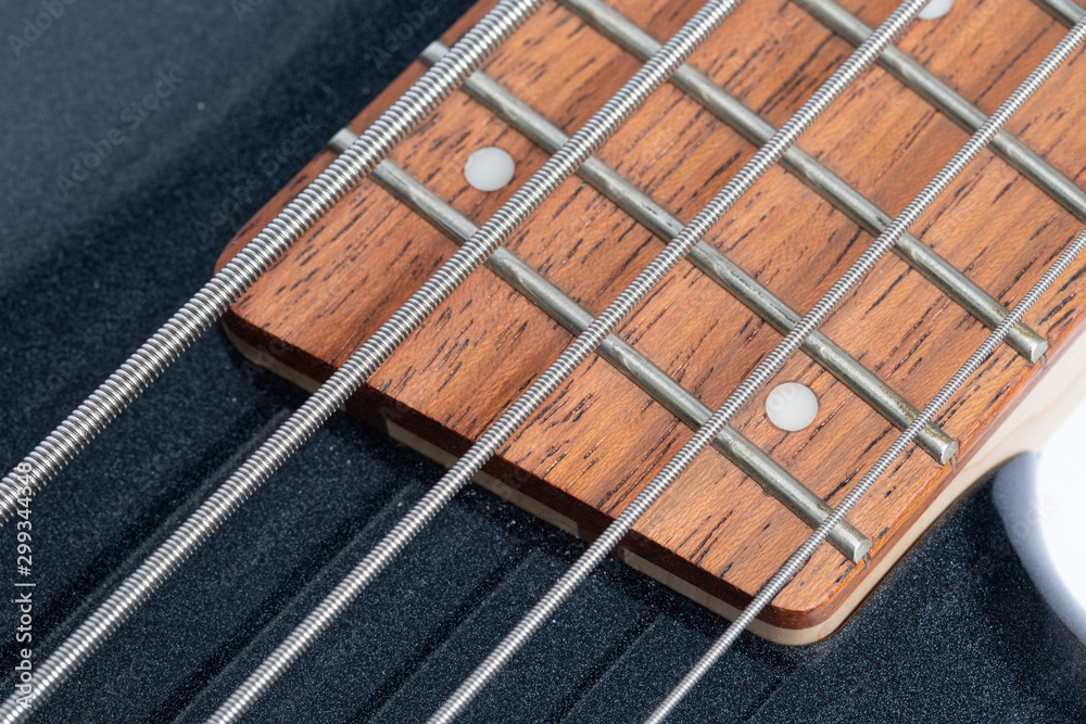 5 String Bass Guitar Freyboard and Frets 5 String Bass Guitar Freyboard and Frets