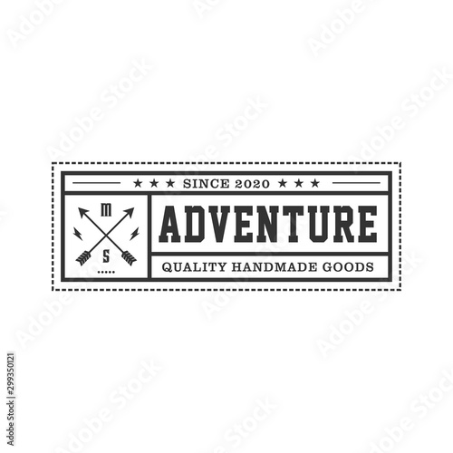 logo for hunting with arrow elements, outdoor logo with vintage emblem style