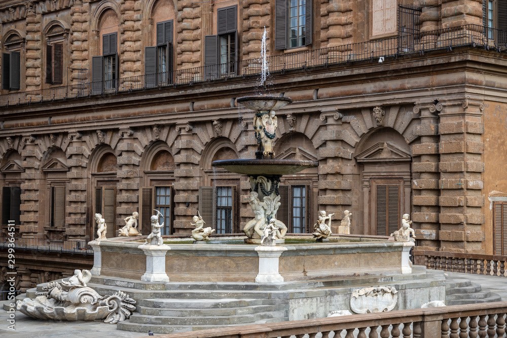FLORENCE, TUSCANY/ITALY - OCTOBER 20 : Palazzo Pitti and the fountain in Boboli Gardens Florence on October 20, 2019