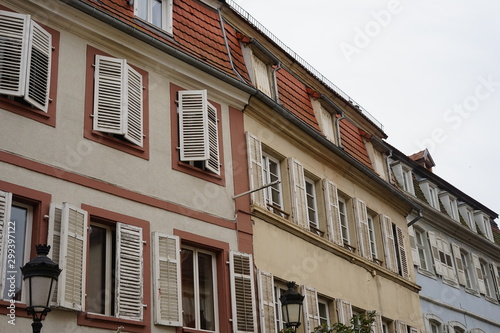 Hausfassaden in der Altstadt von Wissembourg