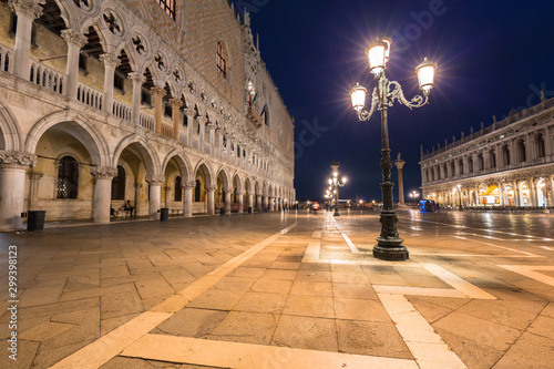 Amazing architecture of the Doges Palace on the San Marco square of Venice, Italy © Patryk Kosmider