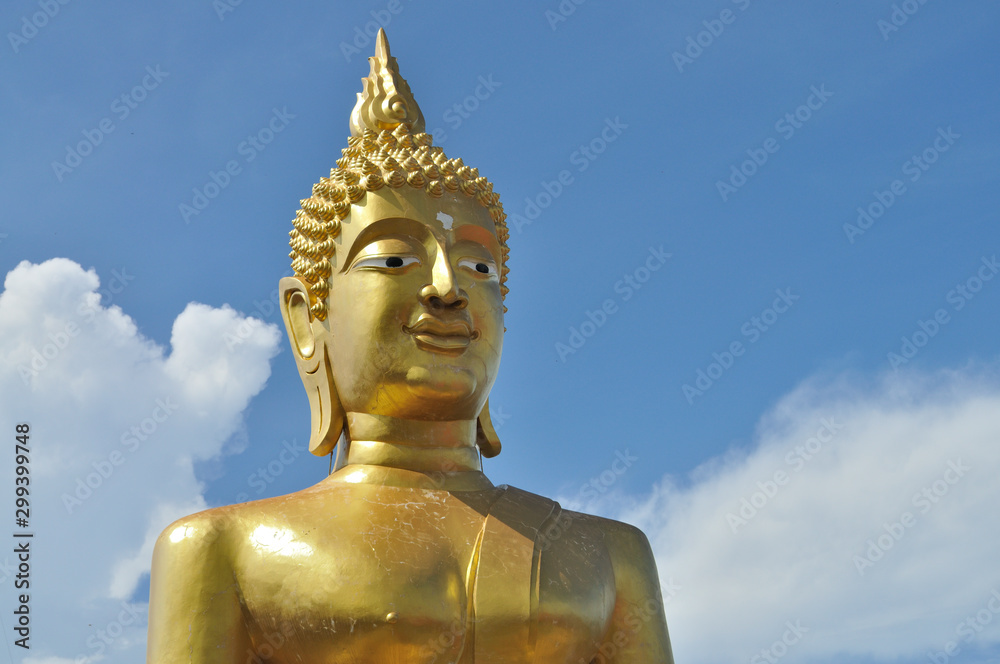 Giant gold buddha statue at the Wat Pra Yai temple (Big Buddha Hill) - Pattaya, Thailand